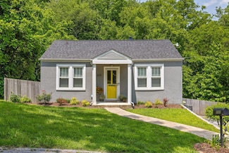 233 Sweetland Dr, Chattanooga, TN 37415