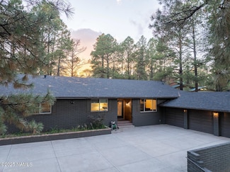2435 N Oakmont Dr, Flagstaff, AZ 86004