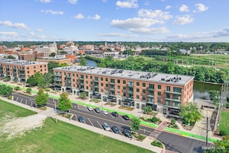 160 S River St Unit 409, Aurora, IL 60506