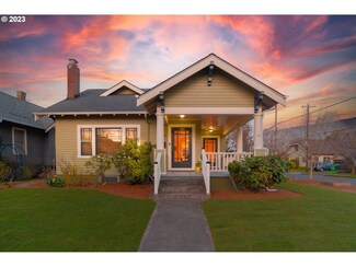6224 SE 18th Ave, Portland, OR 97202