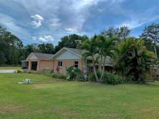 6946 Curlew St, Sarasota, FL 34241
