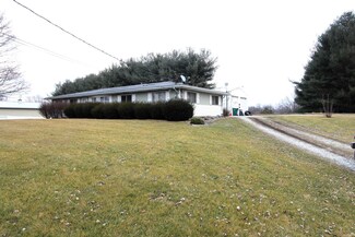413 E 7th St, Burlington, IN 46915