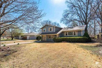 2809 Nevada St, Manhattan, KS 66502