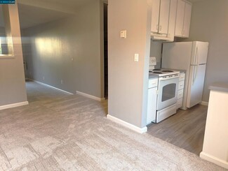 3055 Treat Blvd Unit 15, Concord, CA 94518