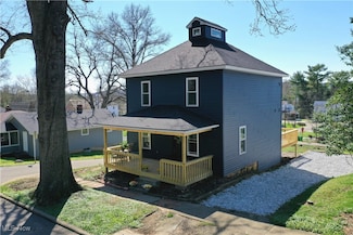 284 S Alexander St, Millersburg, OH 44654