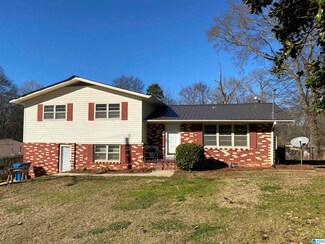 129 Woodard Ave, Eastaboga, AL 36260