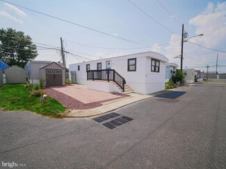 19 Cedarwood Ave, Gloucester City, NJ 08030