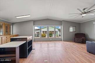 2121 N Center St Unit 166, Mesa, AZ 85201