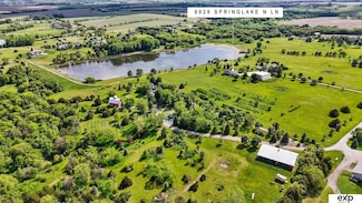 9929 Springlake Ln N, Firth, NE 68358