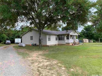 713 Highway 36, Vilonia, AR 72173