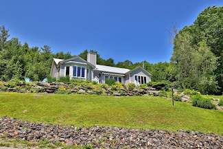 333 Music Mountain Rd, Stockbridge, VT 05772