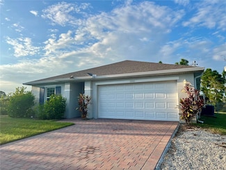 12102 Alumna Ave, Port Charlotte, FL 33981