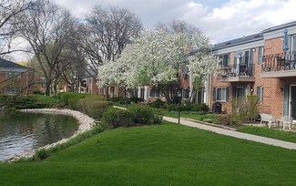 714 E Algonquin Rd Unit J205, Arlington Heights, IL 60005