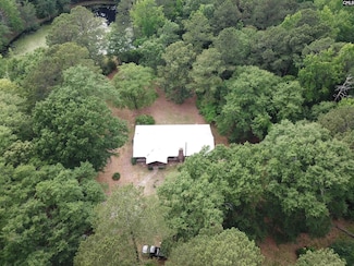 141 Frost Rd, Camden, SC 29020