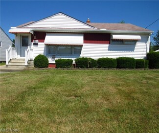 6083 Mercer Dr, Brookpark, OH 44142