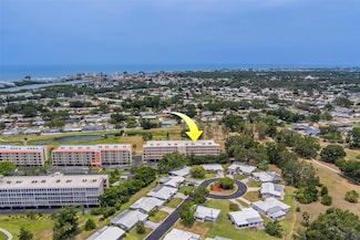 9510 Harbor Greens Way Unit 407, Seminole, FL 33776