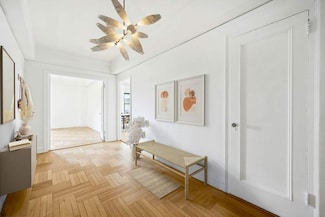 25 E 9th St Unit 12A, New York, NY 10003