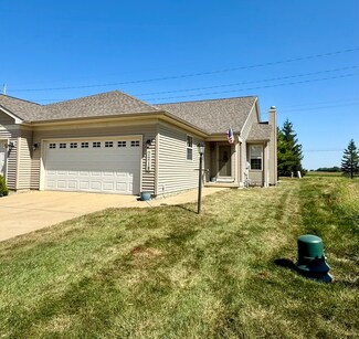 2218 Pebblebrook, Urbana, IL 61802