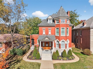 3209 Shenandoah Ave, Saint Louis, MO 63104