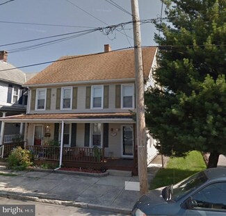 257 W Queen St, Chambersburg, PA 17201