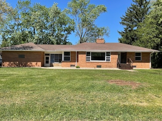 1648 Columbus Ave, Benton Harbor, MI 49022