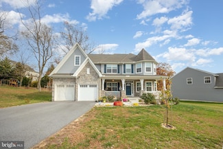 4555 Lark Meadows Dr, Mechanicsburg, PA 17055