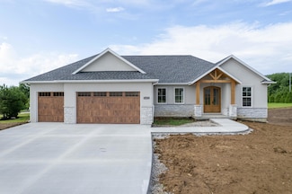 5402 Wild Horse Ct, Columbia, MO 65201