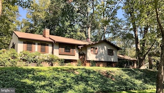 2350 Columbine Ct, Gambrills, MD 21054