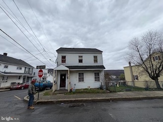 175 Orwigsburg St, Tamaqua, PA 18252