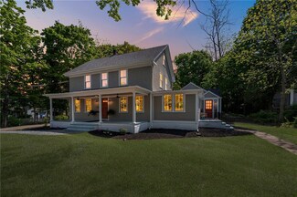 210 W Main St, North Kingstown, RI 02852