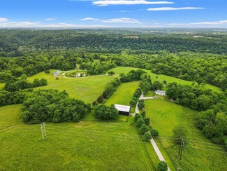 3605 Watts Ferry Rd, Versailles, KY 40383