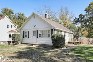 1016 Peniel St, University Park, IA 52595