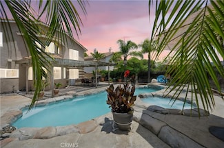 566 Bruin Dr, Riverside, CA 92507