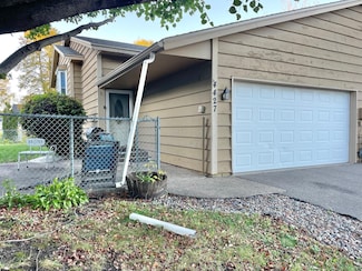 4427 Cinnamon Ridge Cir, Saint Paul, MN 55122
