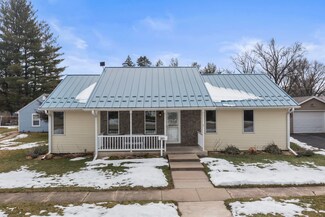 807 Franklin St, Oregon, IL 61061