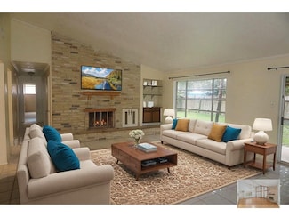 14311 Templar Ln, Sugar Land, TX 77498