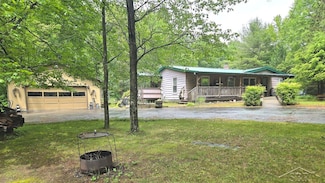 3615 Klender Rd, Rhodes, MI 48652