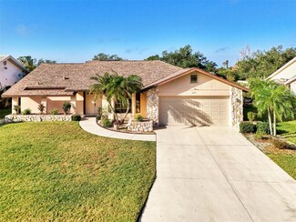 3203 Meadow Run Dr, Venice, FL 34293
