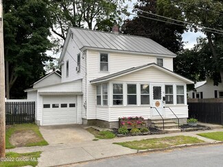 15 Terra Cotta Ave, Glens Falls, NY 12801