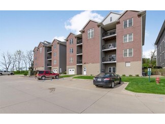 1092 Walnut Ave Unit 306/306A Bldg A, Riverside, IA 52327