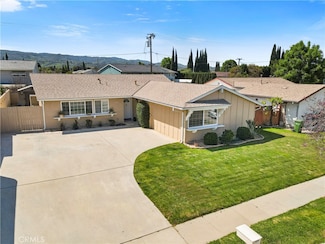 2160 Denny St, Simi Valley, CA 93065