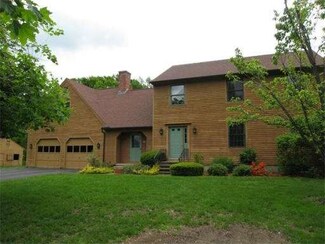 10 Plain Rd, Hatfield, MA 01038