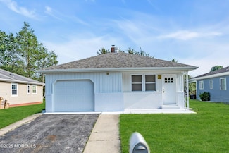 145 Bonaire Dr, Toms River, NJ 08757
