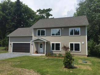 19 Heritage Ln, Shelburne, VT 05482