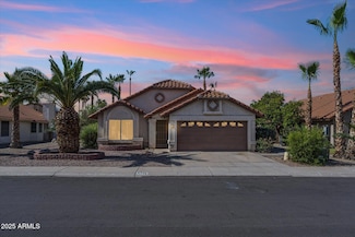 6719 W Sack Dr, Glendale, AZ 85308