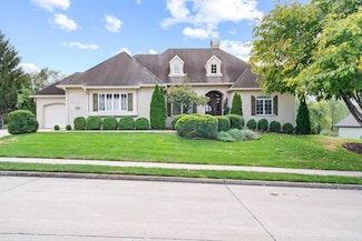 3406 Ridgeview Dr, Columbia, MO 65203