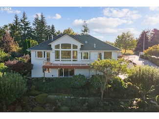 2719 NW Lake Rd, Camas, WA 98607