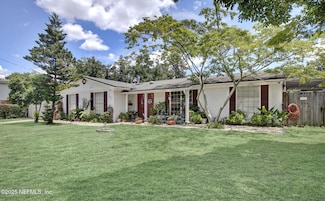 2741 Birchwood Dr, Orange Park, FL 32073