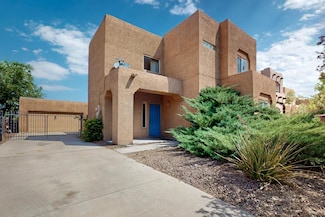 6081 Monte Verde Place, Santa Fe, NM 87507