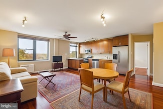 2601 Pennsylvania Ave Unit 409, Philadelphia, PA 19130